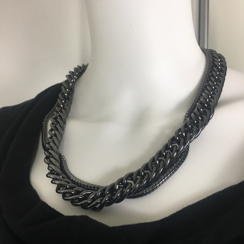 Ann Taylor hematite-colores, multi-strand necklace